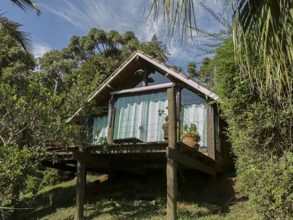 Cabana Pedra do Baú com Hidro e Sauna - Reserva Santo Antônio